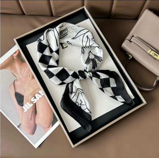 GoMom Silk Scarf - white/black