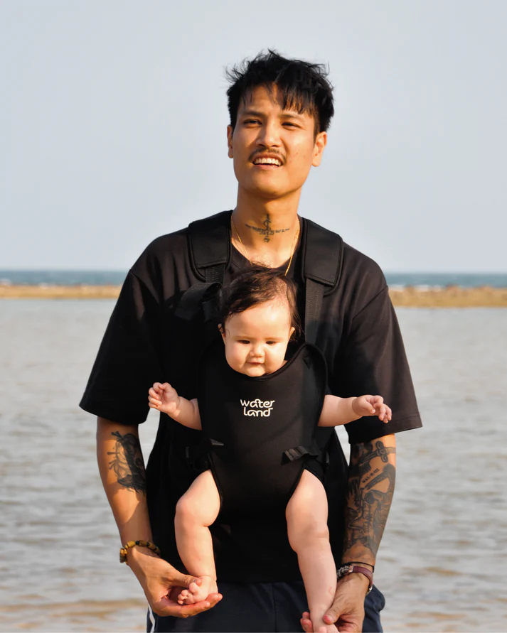 GoMom water baby carrier - Jet Black
