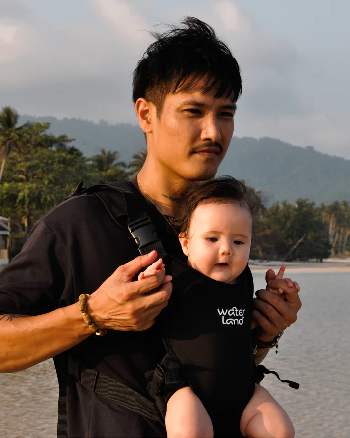 GoMom water baby carrier - Jet Black
